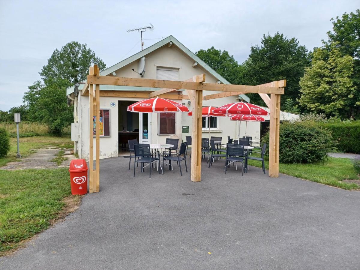 Attigny Camping Le Vallage מראה חיצוני תמונה